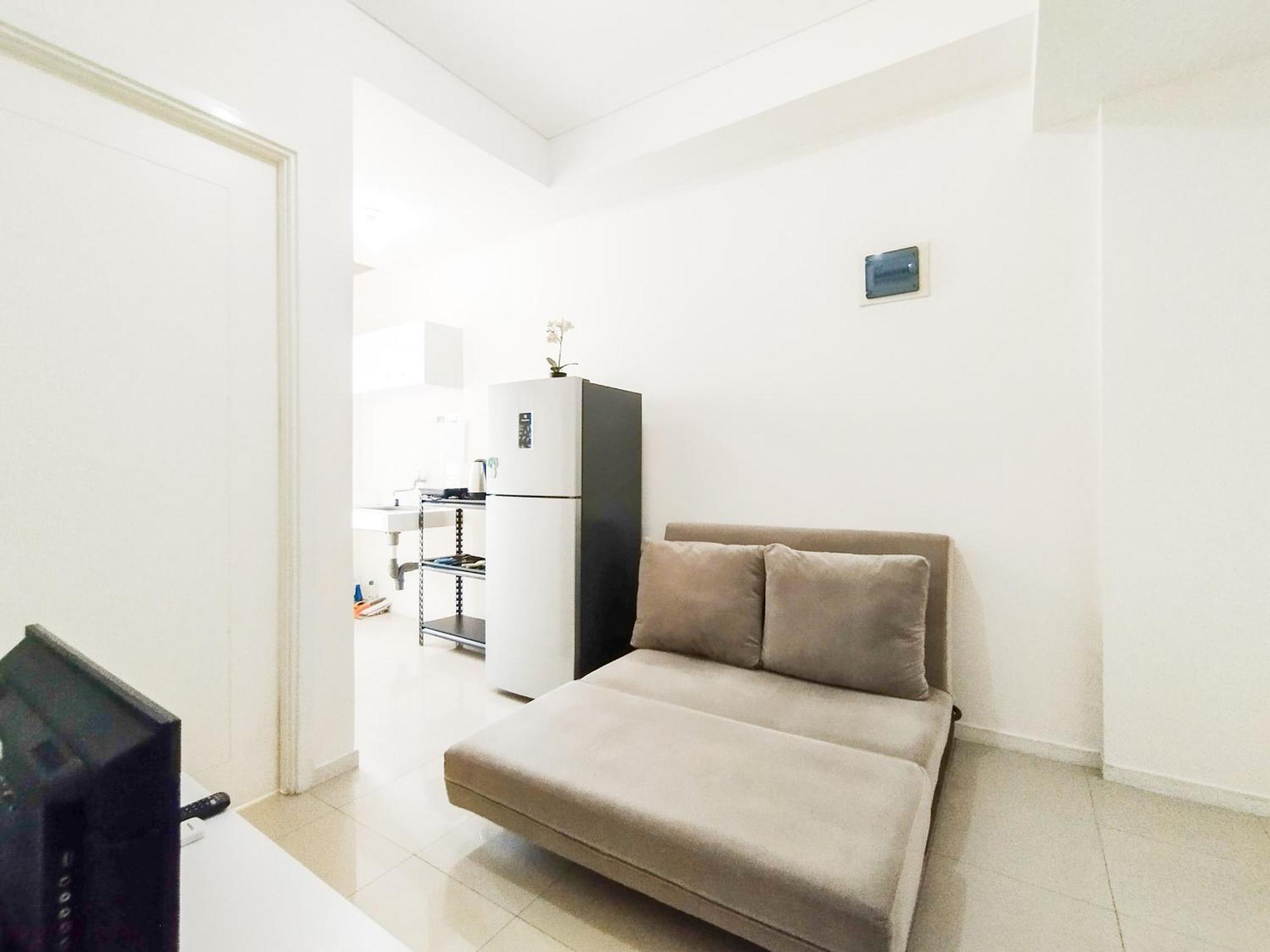 Simply Design 1br At Parahyangan By Travelio Apartemen Bandung