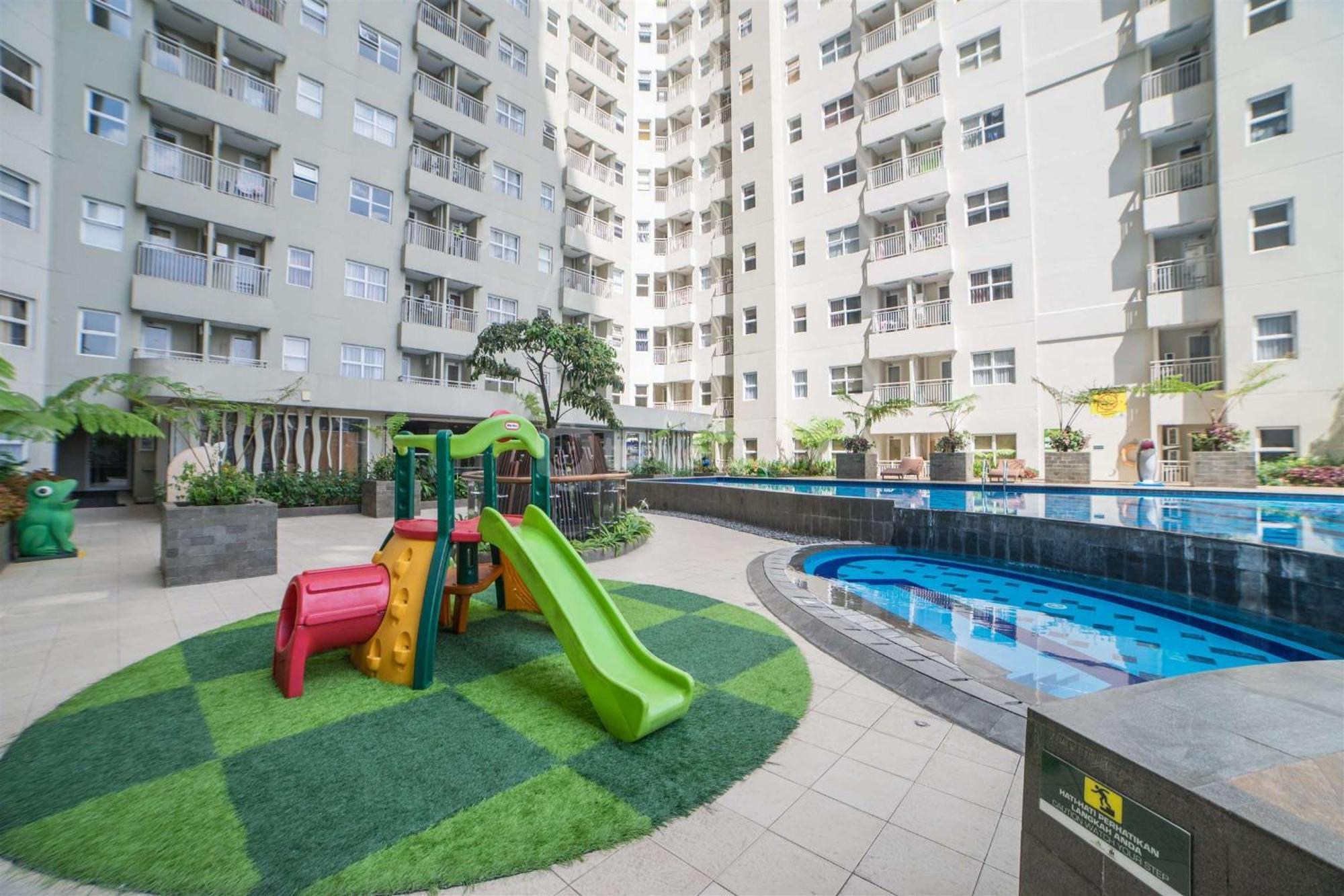 Simply Design 1br At Parahyangan By Travelio * Bandung
